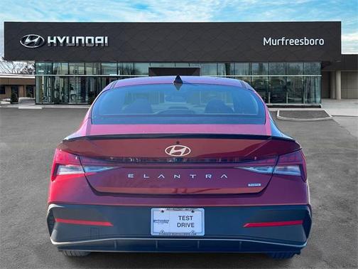 2025 Hyundai ELANTRA HEV SEL Sport