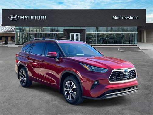 2022 Toyota Highlander Hybrid XLE