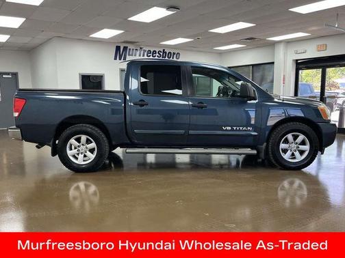 Graphite Blue Metallic 2014 Nissan Titan SV