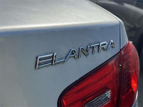 2010 Hyundai ELANTRA GLS
