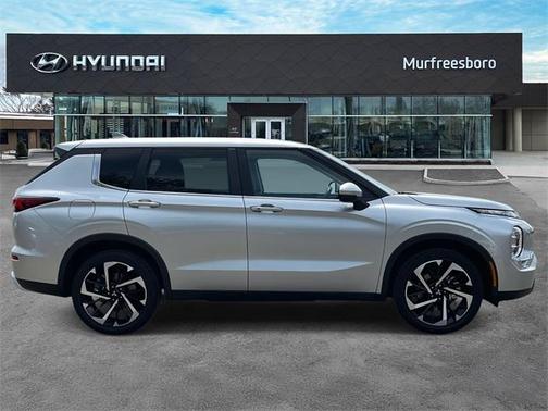 2023 Mitsubishi Outlander SE 2.5 2WD