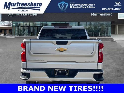 2022 Chevrolet Silverado 1500 Custom