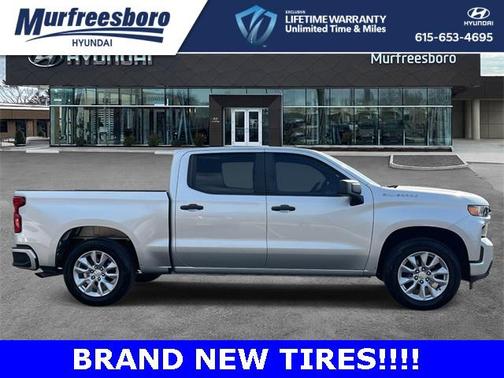 2022 Chevrolet Silverado 1500 Custom