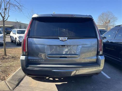 2020 Cadillac Escalade Luxury