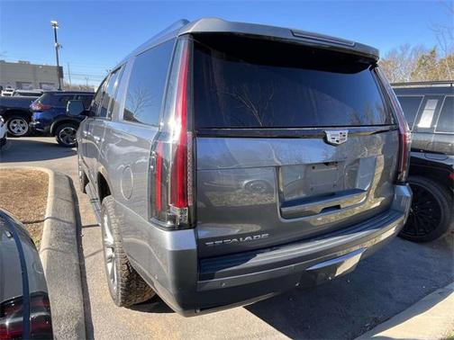 2020 Cadillac Escalade Luxury