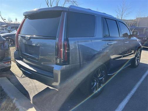 2020 Cadillac Escalade Luxury