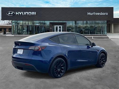 2025 Tesla Model Y Long Range Single Motor Rear-Wheel Drive