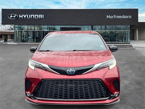 2023 Toyota Sienna XSE 7 Passenger