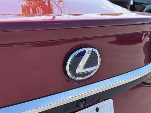 2020 Lexus ES 300h Base