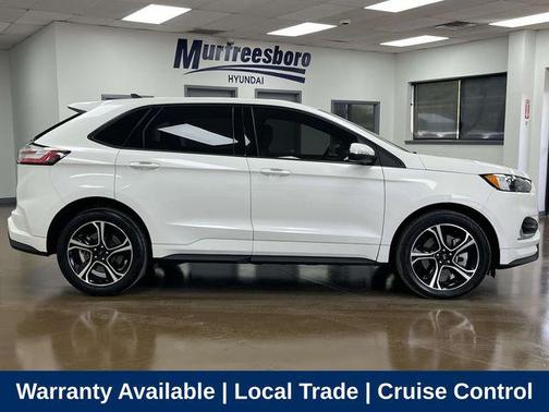 Star White Metallic Tri-Coat 2023 Ford Edge ST