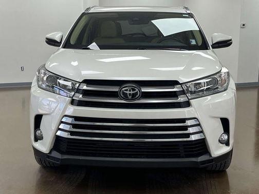 Blizzard Pearl 2018 Toyota Highlander Limited