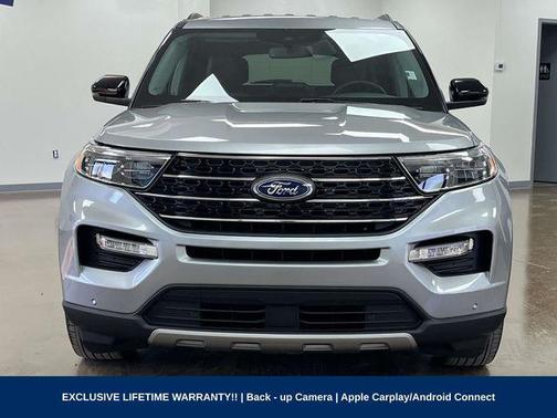 Iconic Silver Metallic 2024 Ford Explorer XLT