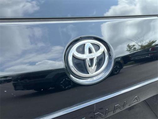 2012 Toyota Sienna XLE