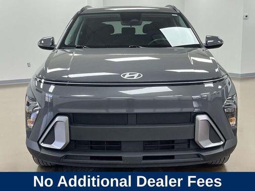 Ecotronic Gray Pearl 2025 Hyundai KONA SEL
