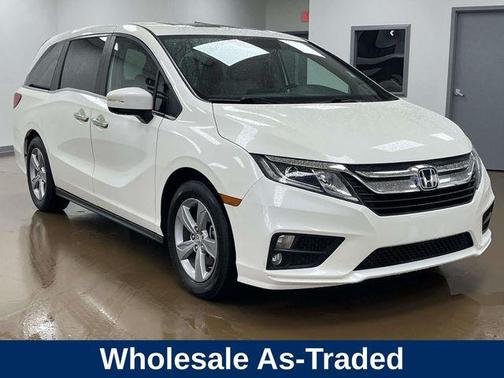 Diamond White Pearl 2018 Honda Odyssey EX-L