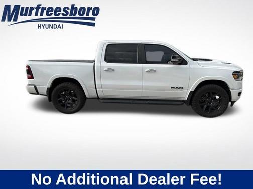 Ivory White Tri-Coat Pearlcoat 2022 RAM 1500 Laramie