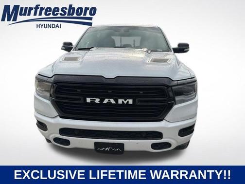 Ivory White Tri-Coat Pearlcoat 2022 RAM 1500 Laramie