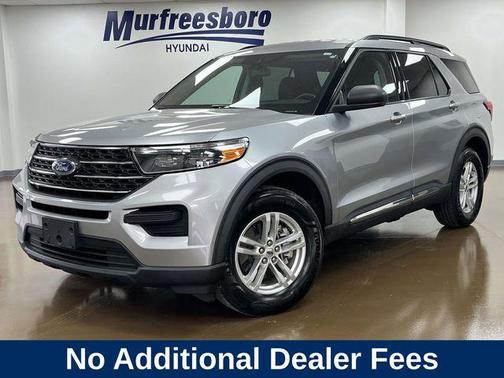 Silver Metallic 2022 Ford Explorer XLT