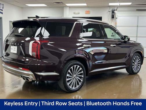 Sierra Burgundy 2024 Hyundai PALISADE Calligraphy