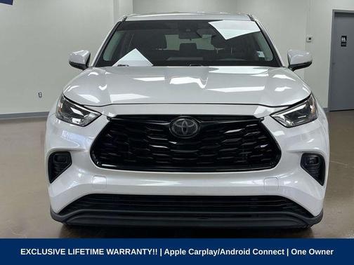 Wind Chill Pearl 2023 Toyota Highlander LE