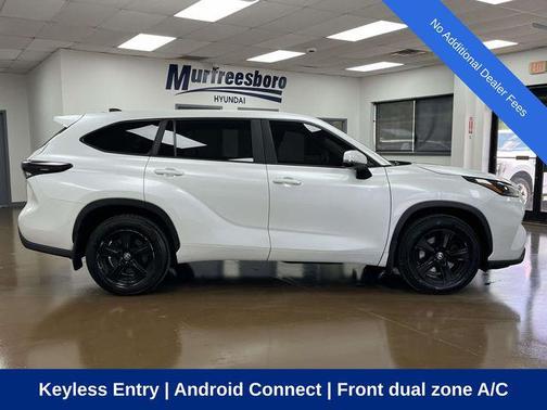 Wind Chill Pearl 2023 Toyota Highlander LE