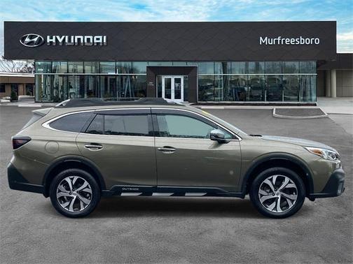 2022 Subaru Outback Touring