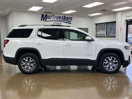 2023 GMC Acadia AWD SLT