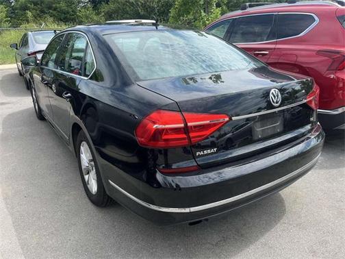 2016 Volkswagen Passat 1.8T S