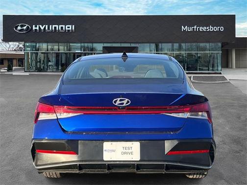 2025 Hyundai ELANTRA SEL