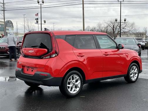 2022 Kia Soul LX