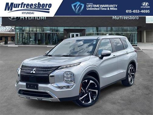 2022 Mitsubishi Outlander SE