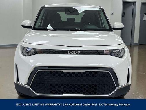 Snow White Pearl 2025 Kia Soul LX