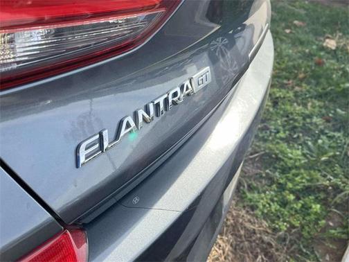 2018 Hyundai Elantra GT Base