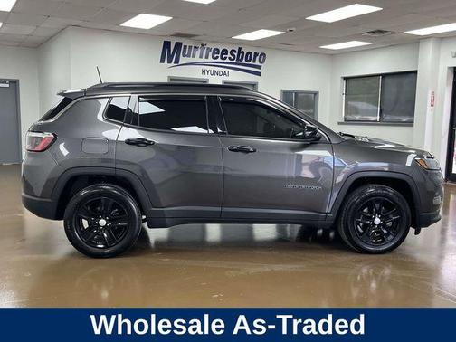Granite Crystal Metallic Clearcoat 2022 Jeep Compass Latitude