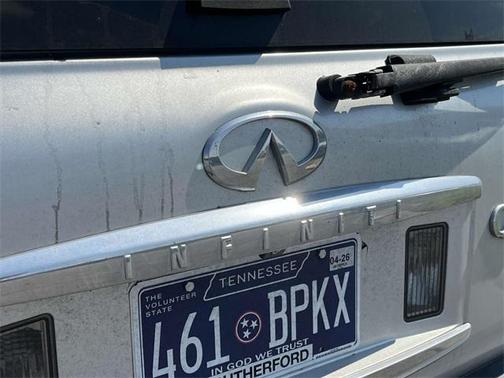 2004 INFINITI QX56 Base