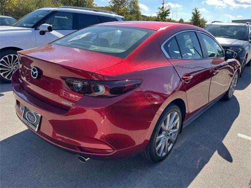 2022 Mazda Mazda3 FWD w/Preferred Package