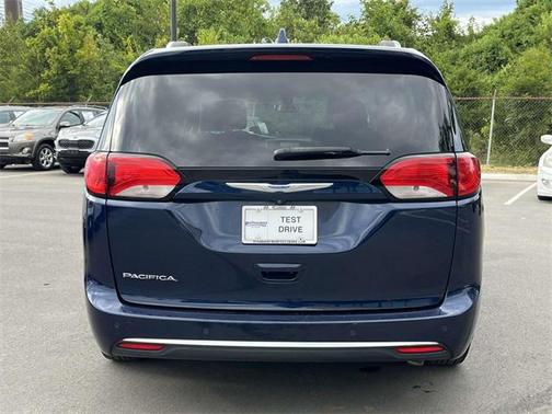 2018 Chrysler Pacifica Touring-L Plus