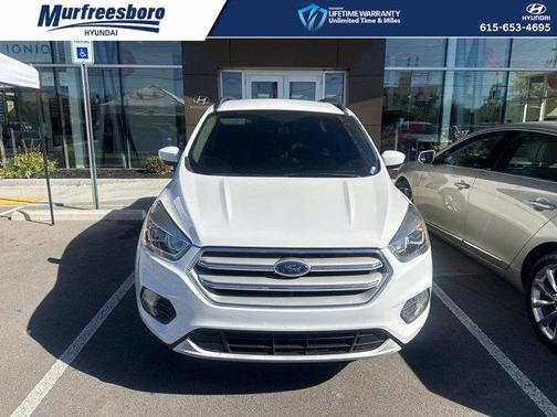 Oxford White 2019 Ford Escape SEL