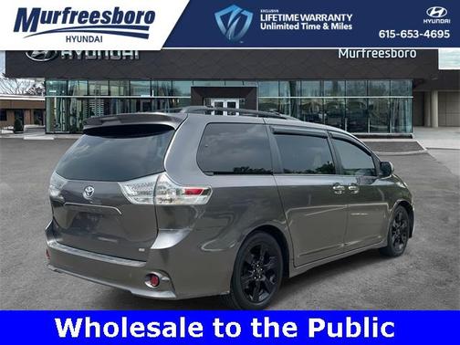 2013 Toyota Sienna SE