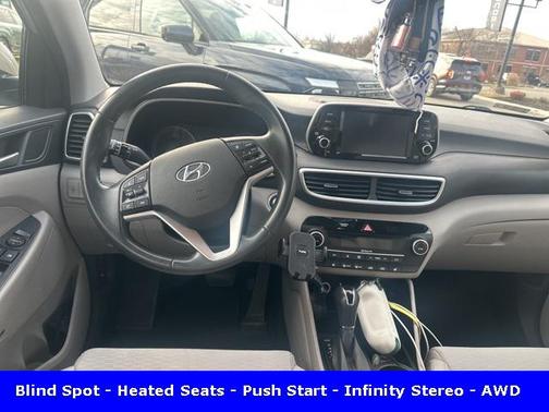 2020 Hyundai TUCSON Sport