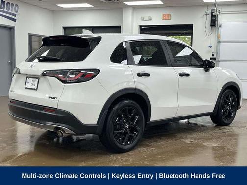 Platinum White 2025 Honda HR-V 2WD Sport