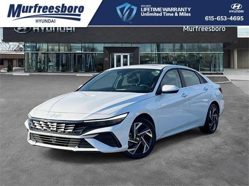 2025 Hyundai ELANTRA SEL