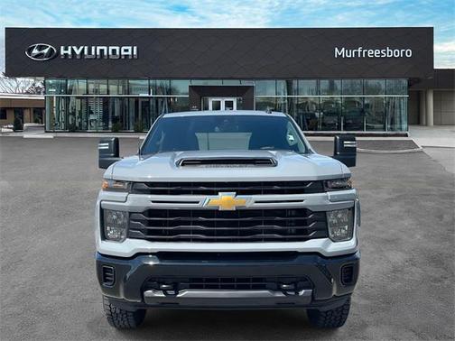 2024 Chevrolet Silverado 2500 Custom