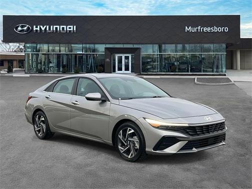 2025 Hyundai ELANTRA SEL
