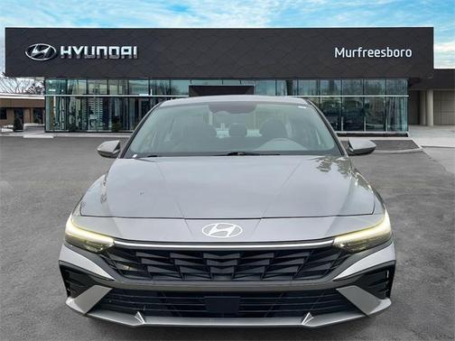 2025 Hyundai ELANTRA SEL