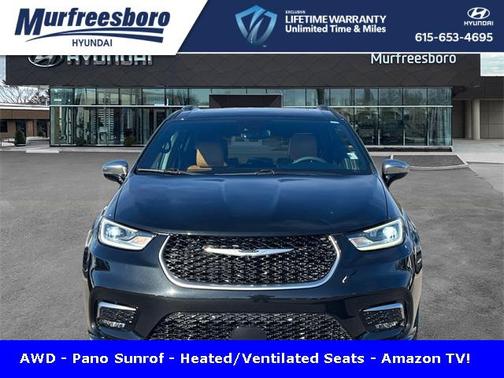 2022 Chrysler Pacifica L