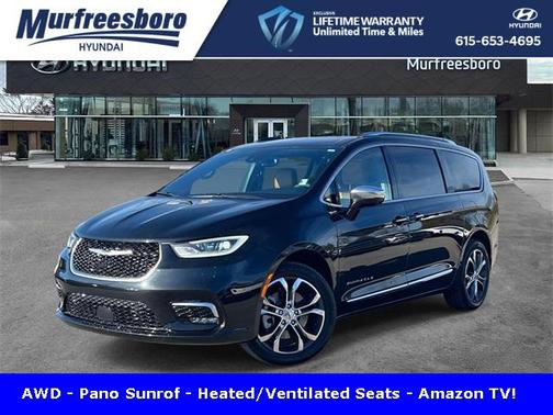 2022 Chrysler Pacifica L