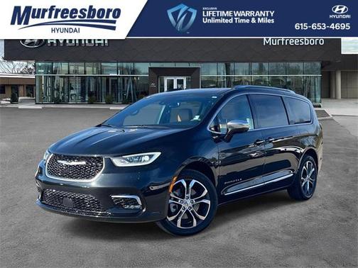 2022 Chrysler Pacifica L