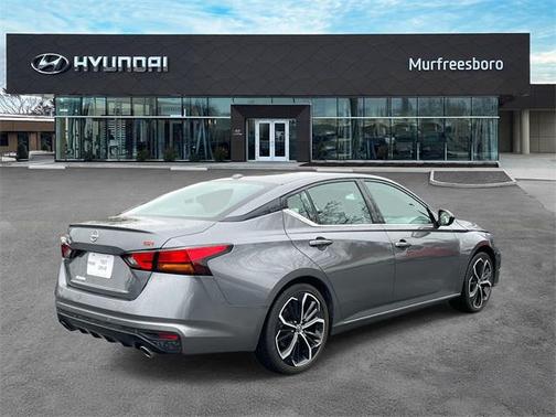 2024 Nissan Altima SR FWD