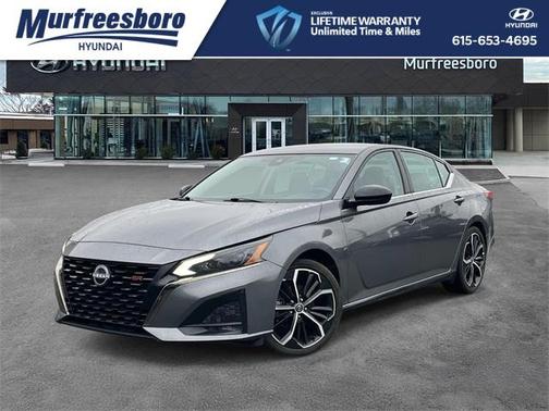 2024 Nissan Altima SR FWD